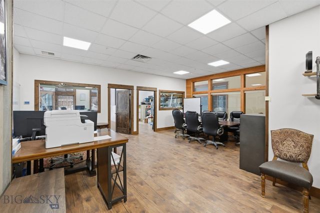 33 Lone Peak Drive 202, Big Sky, MT 59716