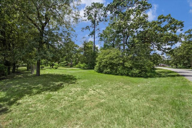 0 Russell, Porter, TX 77365