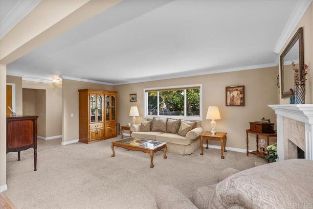 441 Condado Way, Escondido, CA 92025