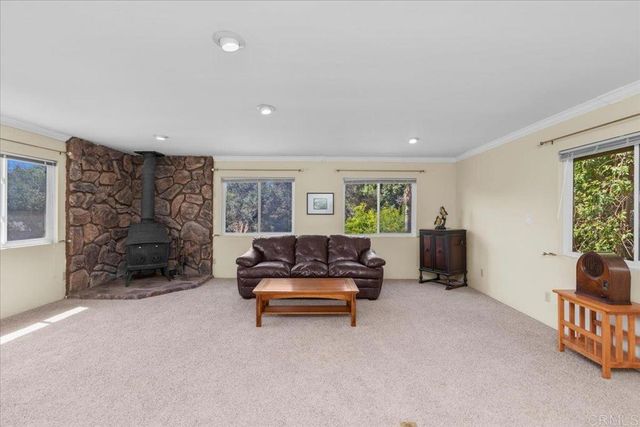 441 Condado Way, Escondido, CA 92025
