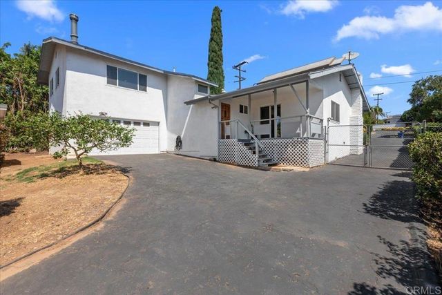 441 Condado Way, Escondido, CA 92025