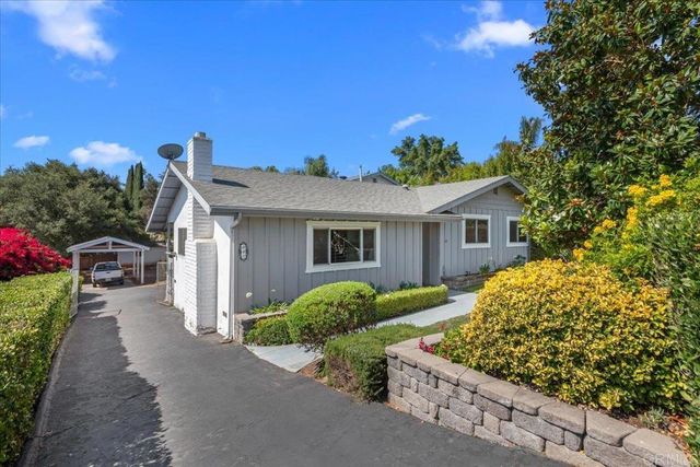 441 Condado Way, Escondido, CA 92025