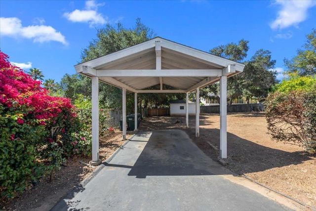 441 Condado Way, Escondido, CA 92025