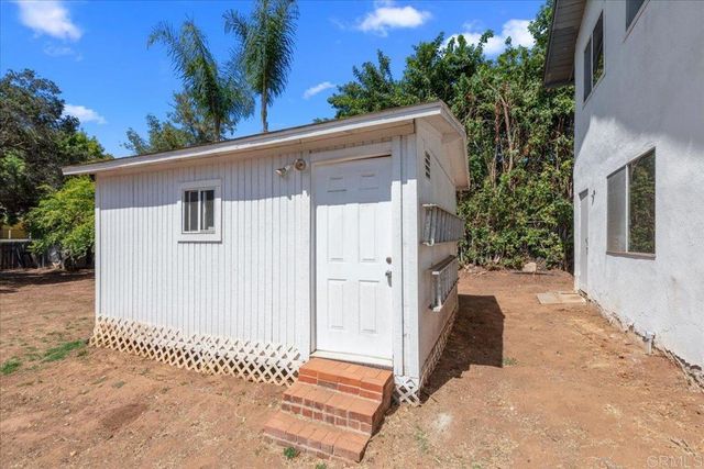 441 Condado Way, Escondido, CA 92025