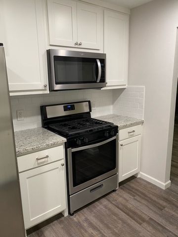 1301 N Waterview Drive, Richardson, TX 75080