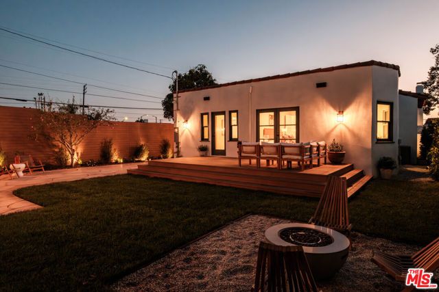 138 S La Jolla Avenue, Los Angeles, CA 90048