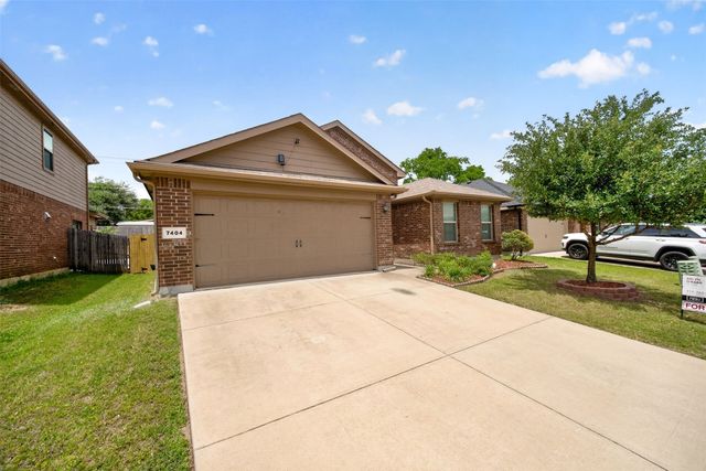 7404 Littleton Way, Fort Worth, TX 76134