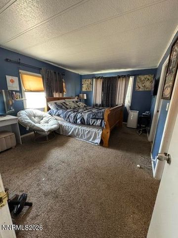 5886 Leon Drive, Sun Valley, NV 89433