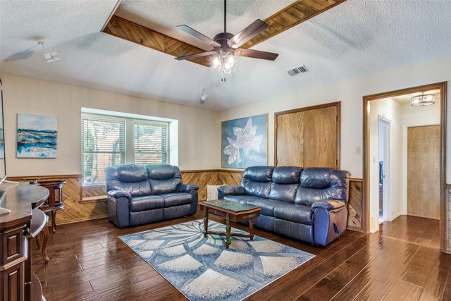 3701 Waycross Court, Arlington, TX 76016