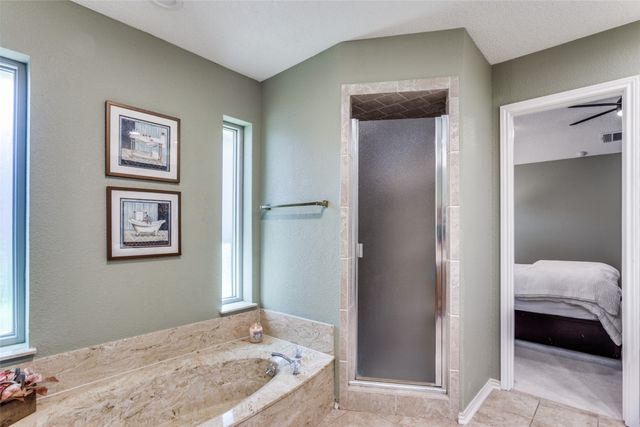 3701 Waycross Court, Arlington, TX 76016