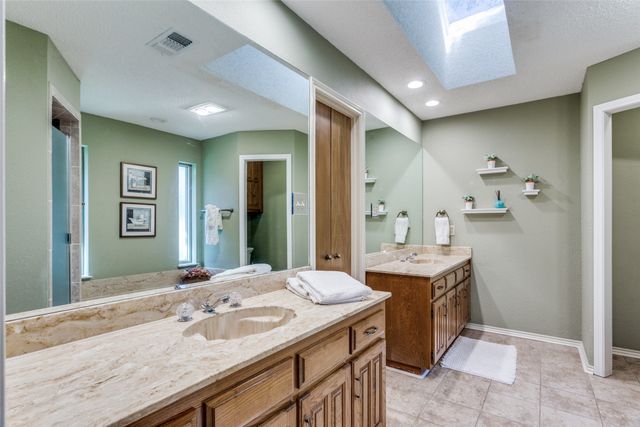 3701 Waycross Court, Arlington, TX 76016