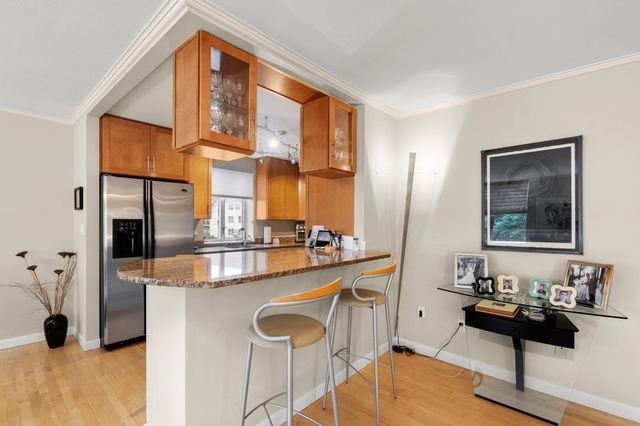 20 Hammond Pond Parkway 504, Newton, MA 02467