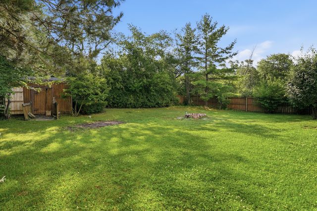 4009 Ridge Road, Zion, IL 60099