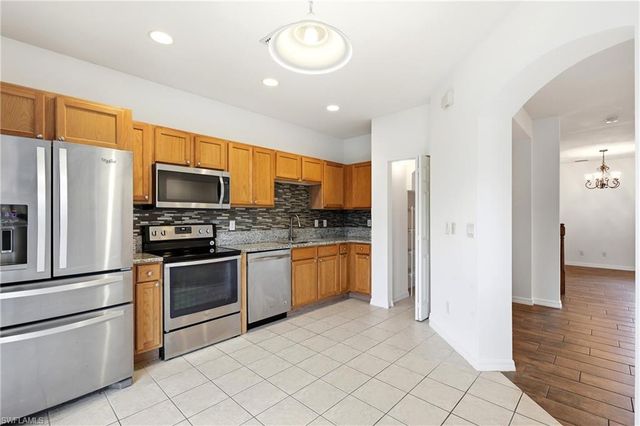 9531 Brookville CT, Fort Myers, FL 33967