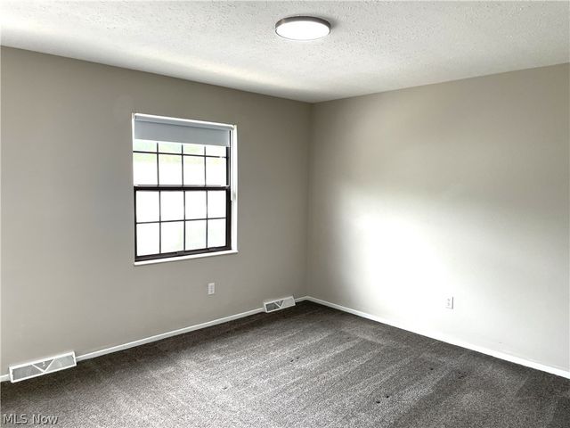 1257 Bailey Road, Cuyahoga Falls, OH 44221