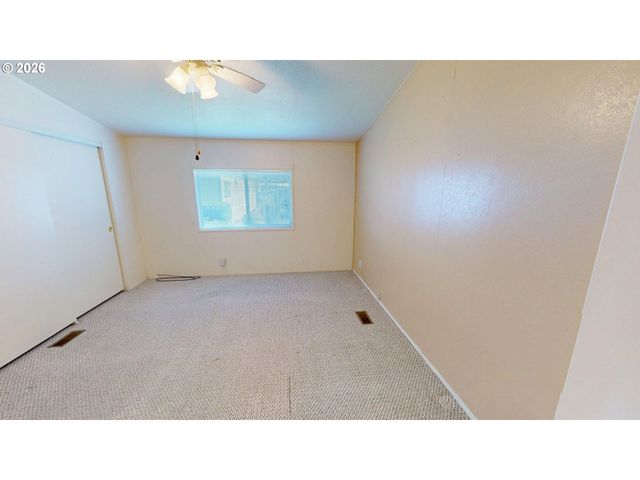 98042 W BENHAM Ln 15, Brookings, OR 97415