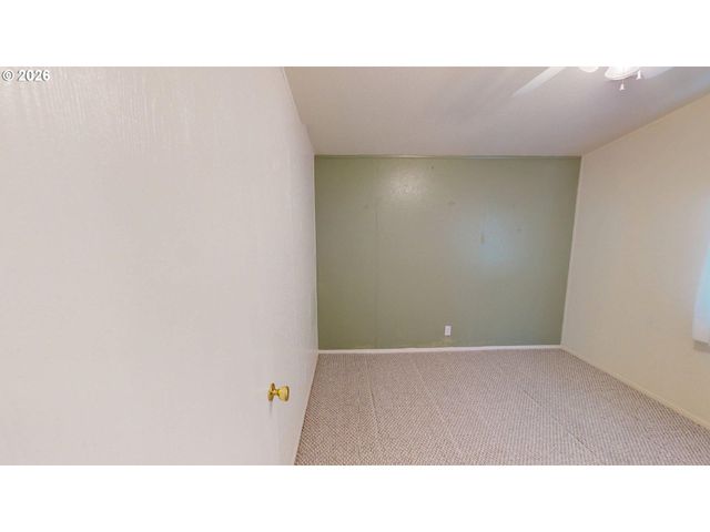 98042 W BENHAM Ln 15, Brookings, OR 97415