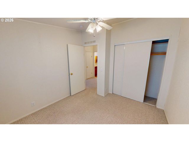 98042 W BENHAM Ln 15, Brookings, OR 97415