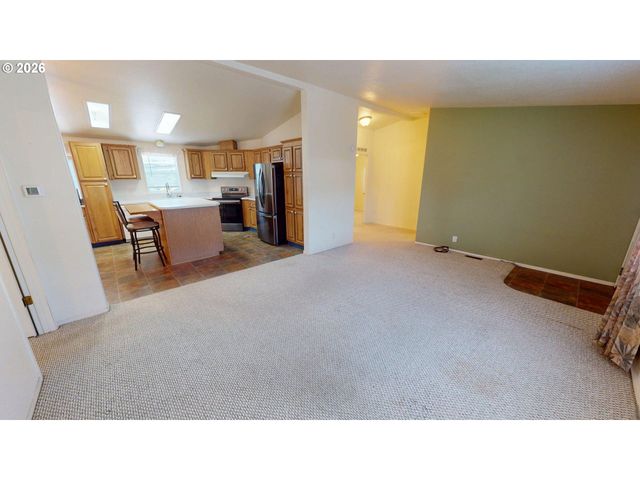 98042 W BENHAM Ln 15, Brookings, OR 97415