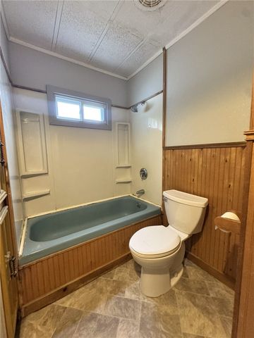 32 Torch Lane, Coventry, RI 02816