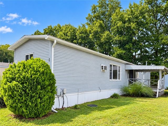 32 Torch Lane, Coventry, RI 02816