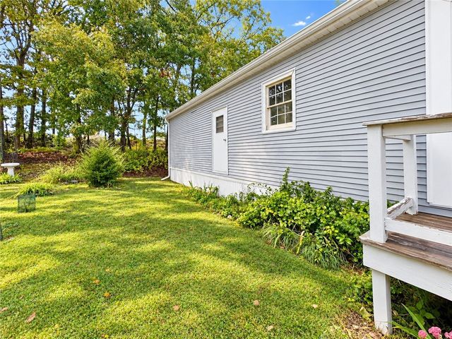 32 Torch Lane, Coventry, RI 02816