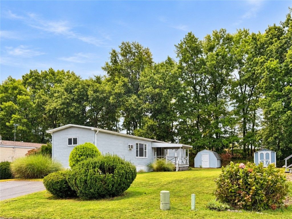 32 Torch Lane, Coventry, RI 02816