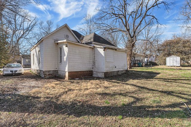 827 E Garfield Street, Springfield, MO 65803