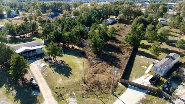 108 Road 5110, Cleveland, TX 77327