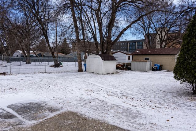 1630 14th Street S, Fargo, ND 58103