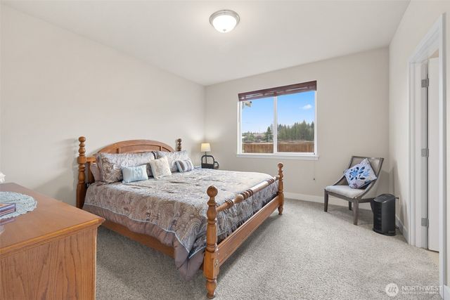 440 Blue Glacier Loop, Sequim, WA 98382