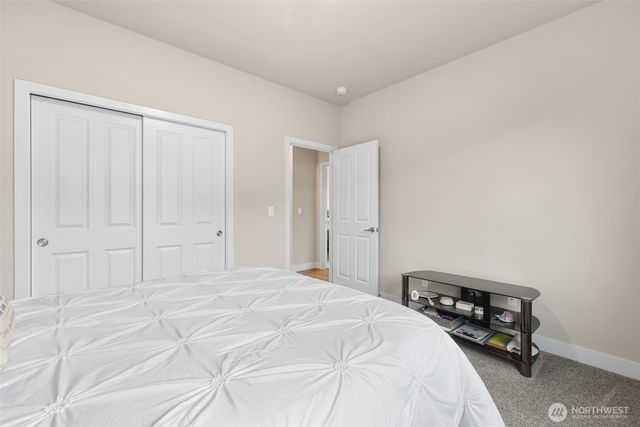 440 Blue Glacier Loop, Sequim, WA 98382