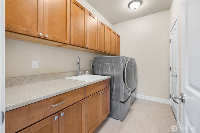 440 Blue Glacier Loop, Sequim, WA 98382