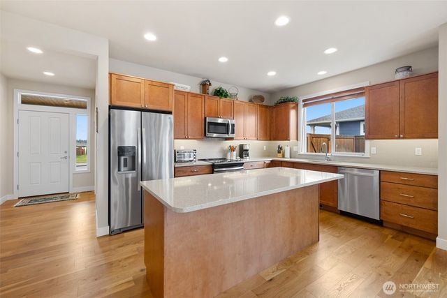 440 Blue Glacier Loop, Sequim, WA 98382