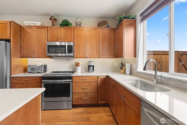 440 Blue Glacier Loop, Sequim, WA 98382