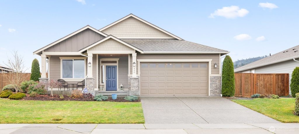 440 Blue Glacier Loop, Sequim, WA 98382