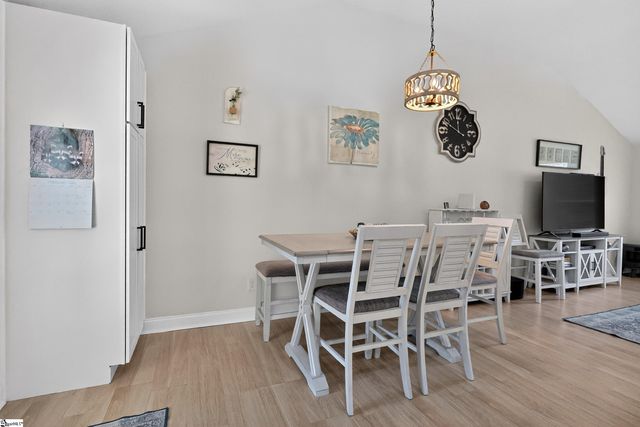 319 Sunnydale Drive, Taylors, SC 29687