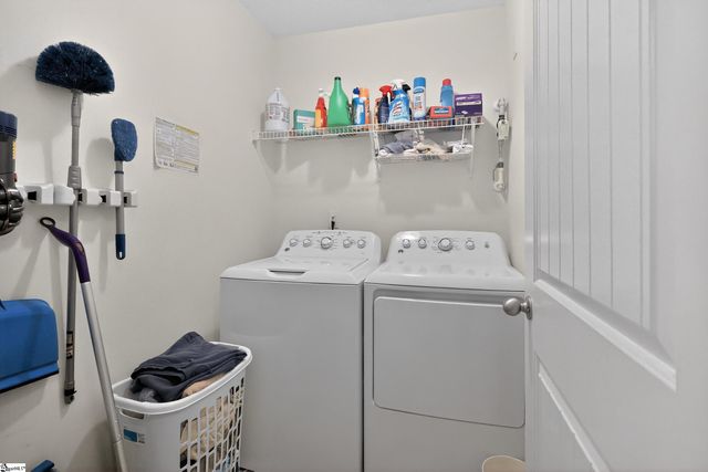 319 Sunnydale Drive, Taylors, SC 29687