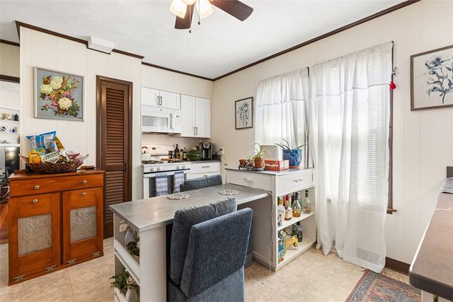 82 Chestnut Avenue, Cranston, RI 02910