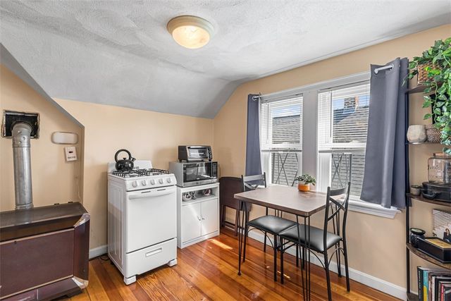 82 Chestnut Avenue, Cranston, RI 02910