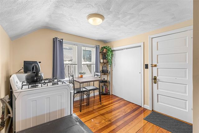 82 Chestnut Avenue, Cranston, RI 02910