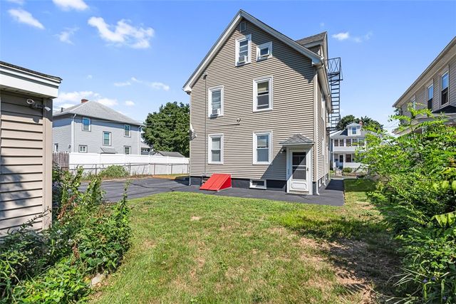 82 Chestnut Avenue, Cranston, RI 02910