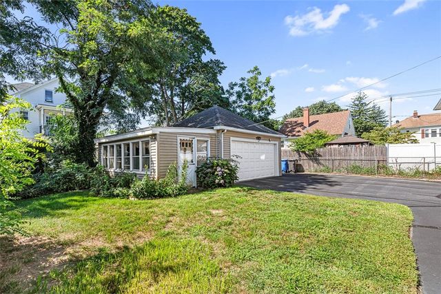 82 Chestnut Avenue, Cranston, RI 02910