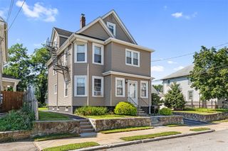 82 Chestnut Avenue, Cranston, RI 02910