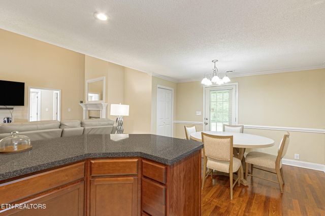 826 Gresham Rd, Knoxville, TN 37918