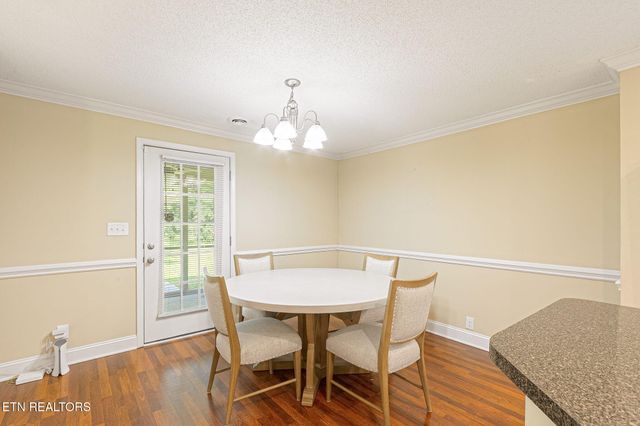 826 Gresham Rd, Knoxville, TN 37918