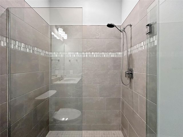 6256 BAYWOOD COURT, Bradenton, FL 34211