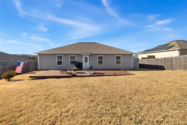 244 Colton Street, Huntsville, AR 72740