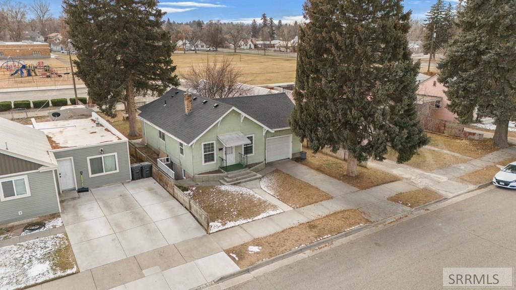 Image 2 of property listing at 135 W 14th Street, Idaho Falls, ID 83202