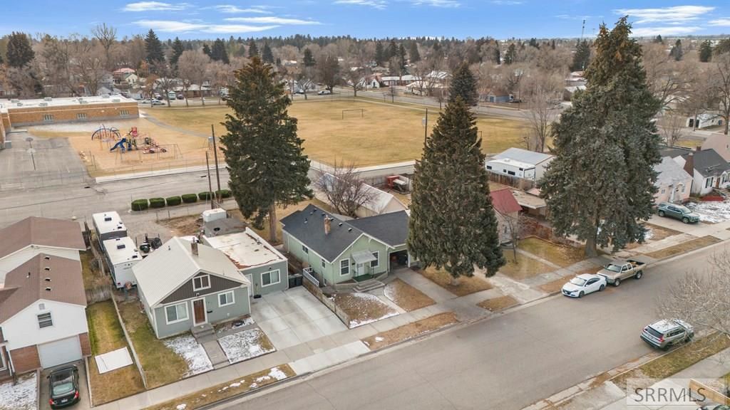 Image 3 of property listing at 135 W 14th Street, Idaho Falls, ID 83202